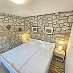 Blanka Nv - With Terrace, Grill And Parking Novi Vinodolski