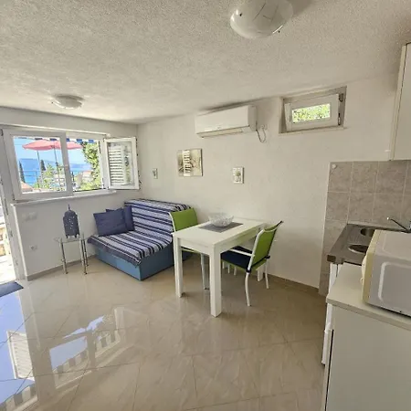Apartmán Blanka Nv - With Terrace, Grill And Parking