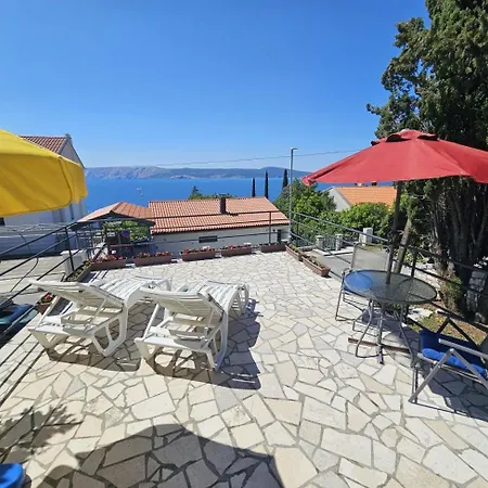 Apartmán Blanka Nv - With Terrace, Grill And Parking Novi Vinodolski